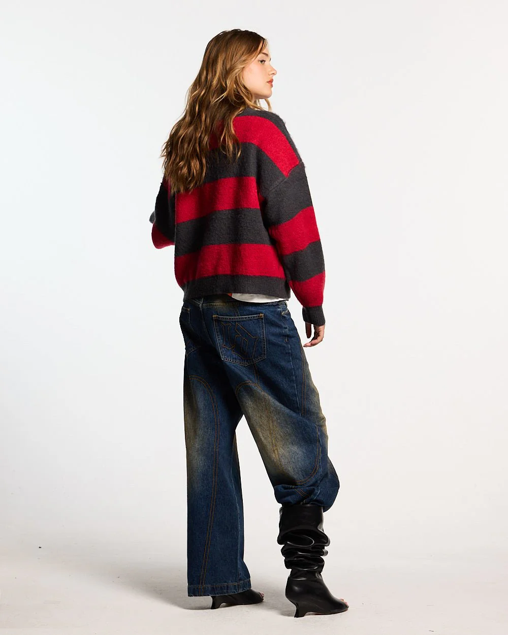 FLUFFY FUR KNIT BLACK & RED - Image 6