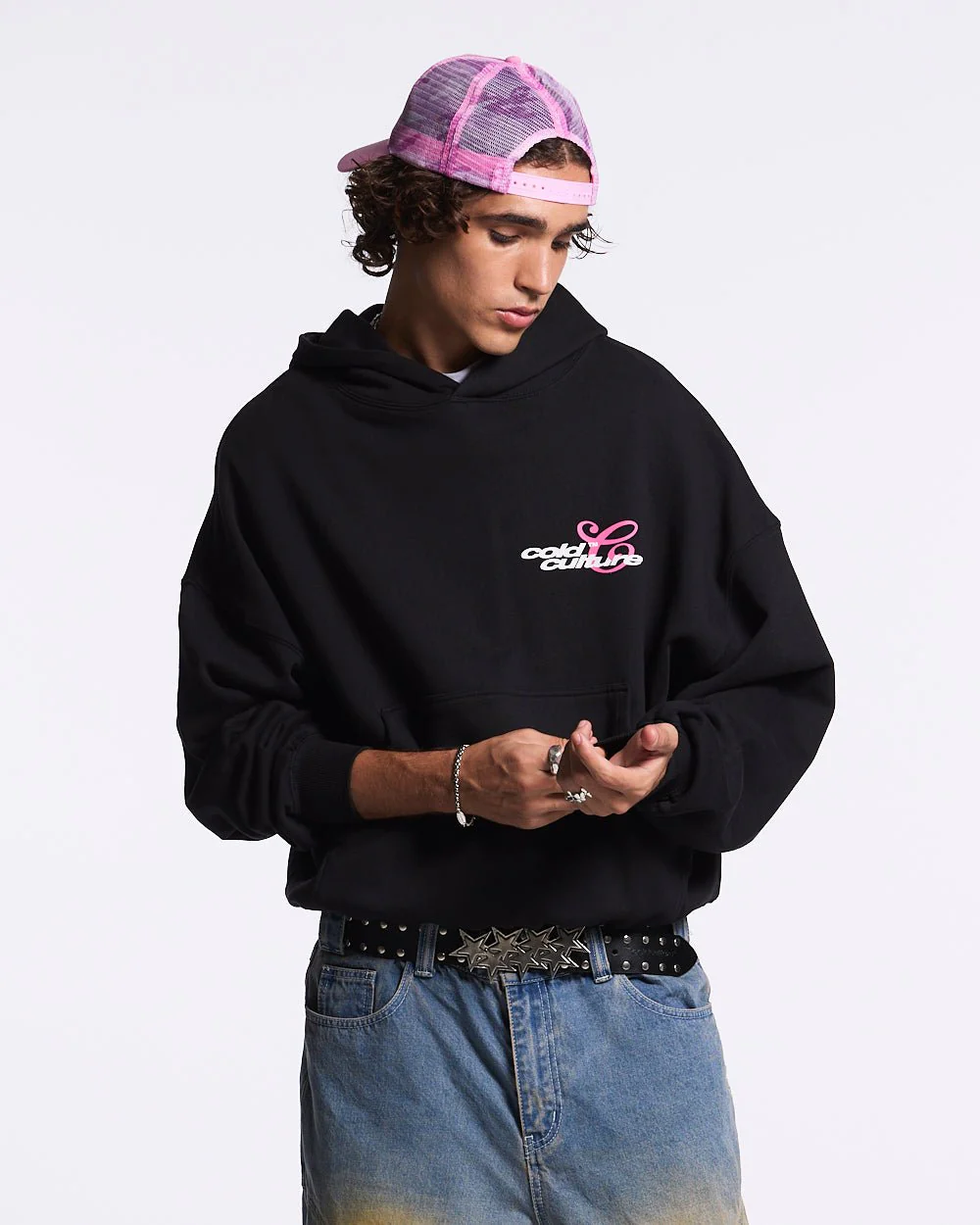 KISS THE BUNNY HOODIE BLACK - Image 4