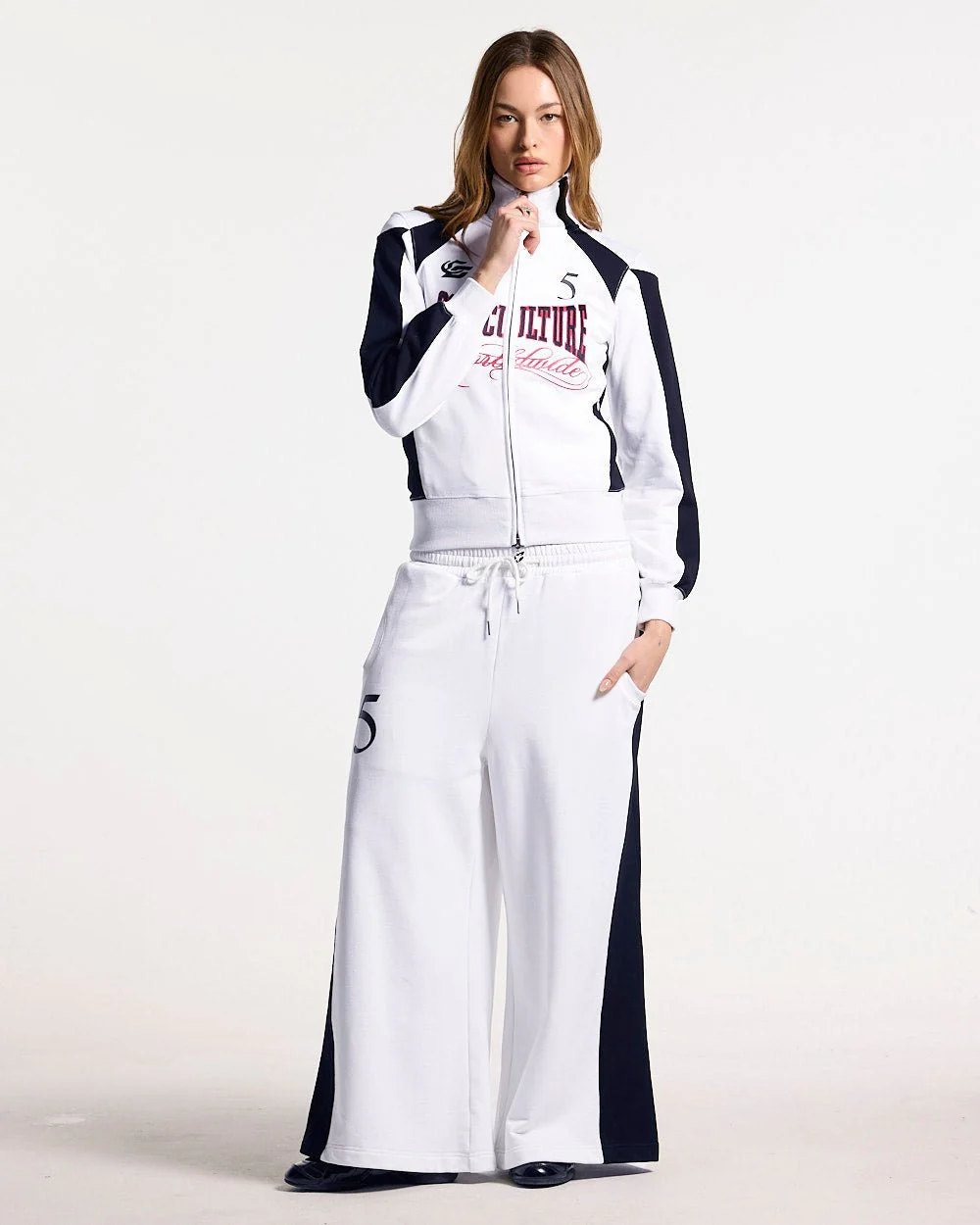 NIA SET ZIP UP WHITE & BLACK - Image 5