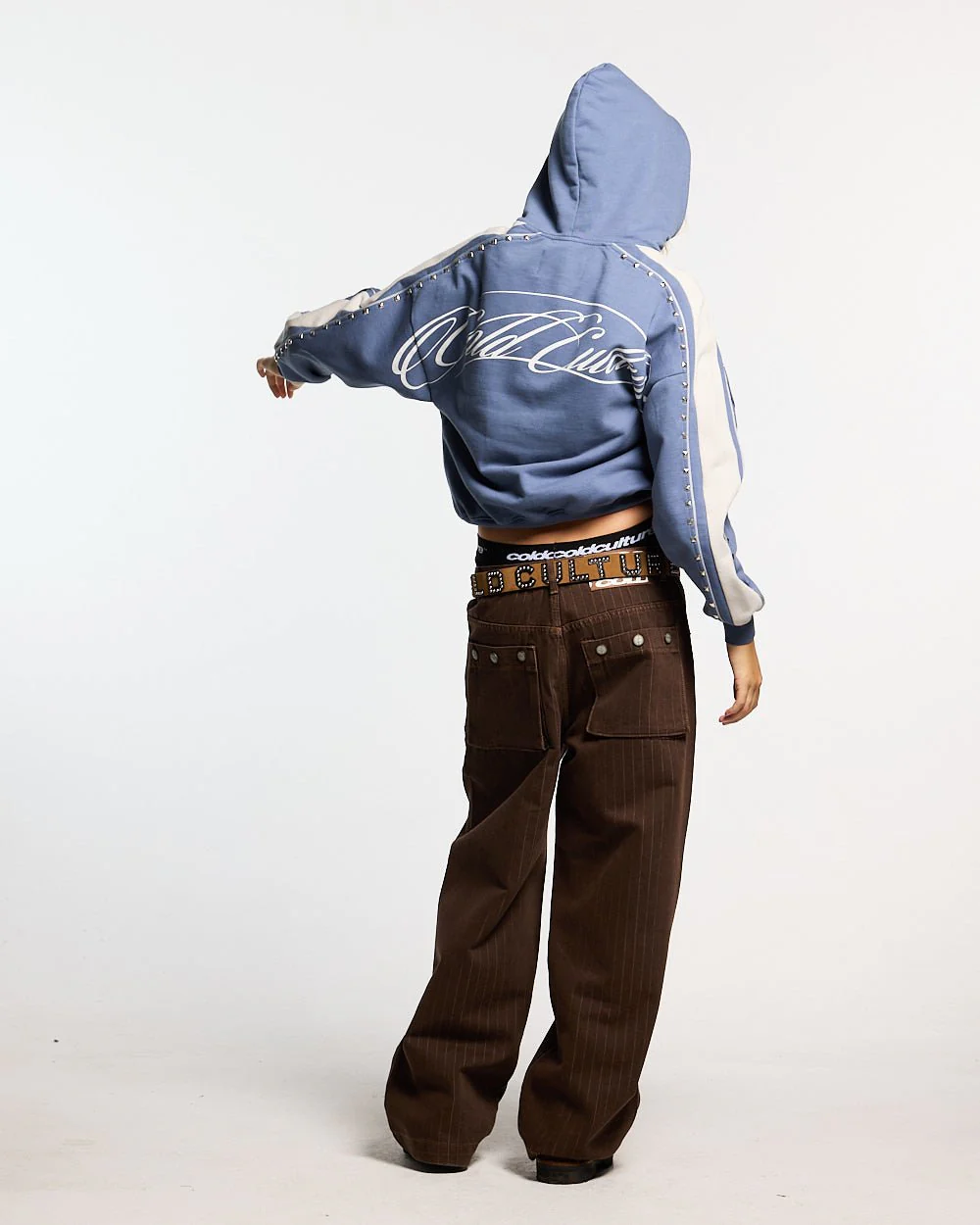 SCRIPT STUDS HOODIE BLUE - Image 7